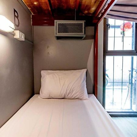 Loftel 22 Hostel Бангкок Екстер'єр фото