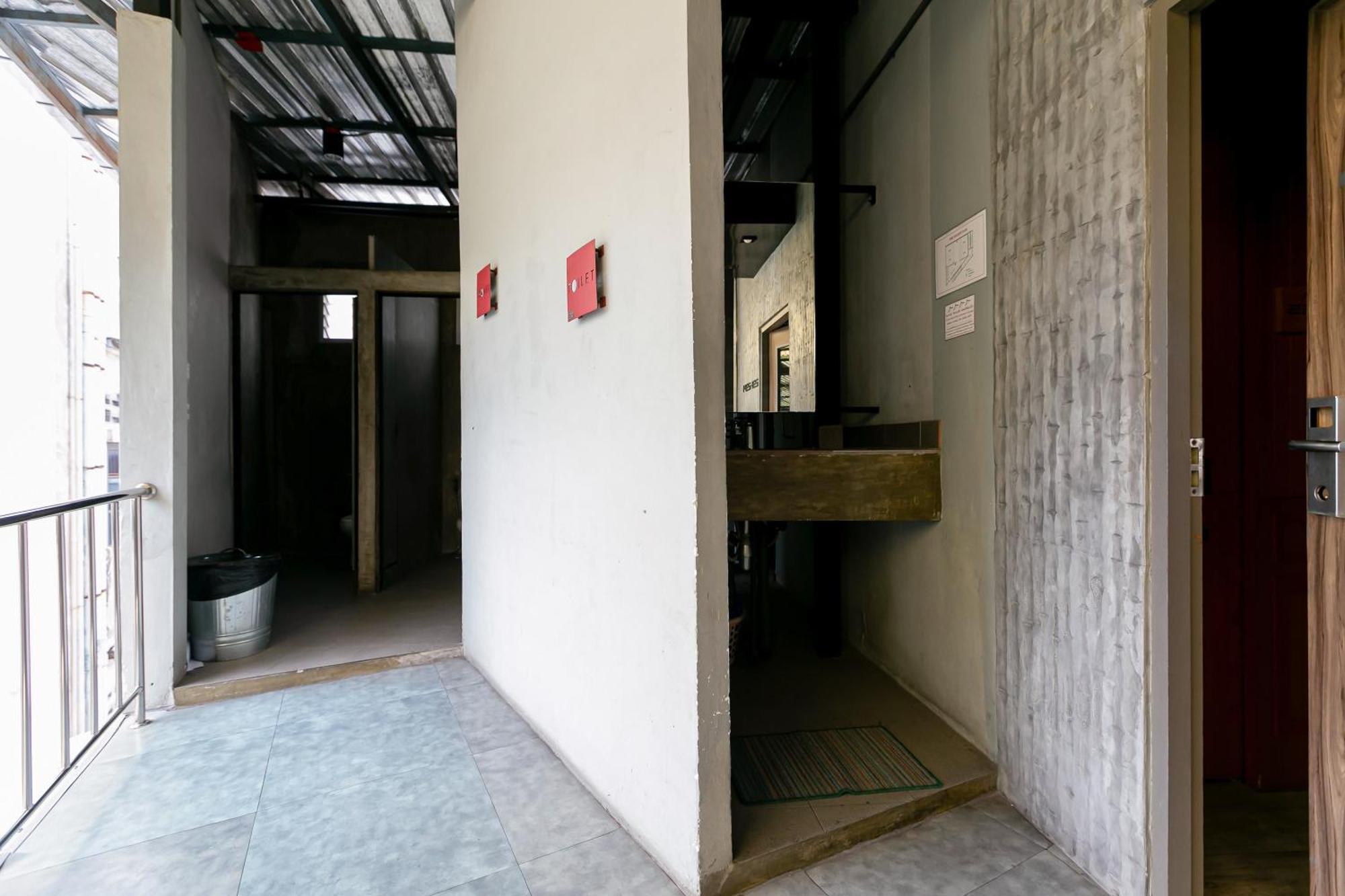Loftel 22 Hostel Бангкок Екстер'єр фото