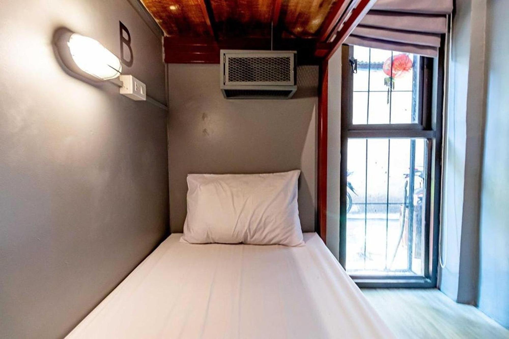 Loftel 22 Hostel Бангкок Екстер'єр фото