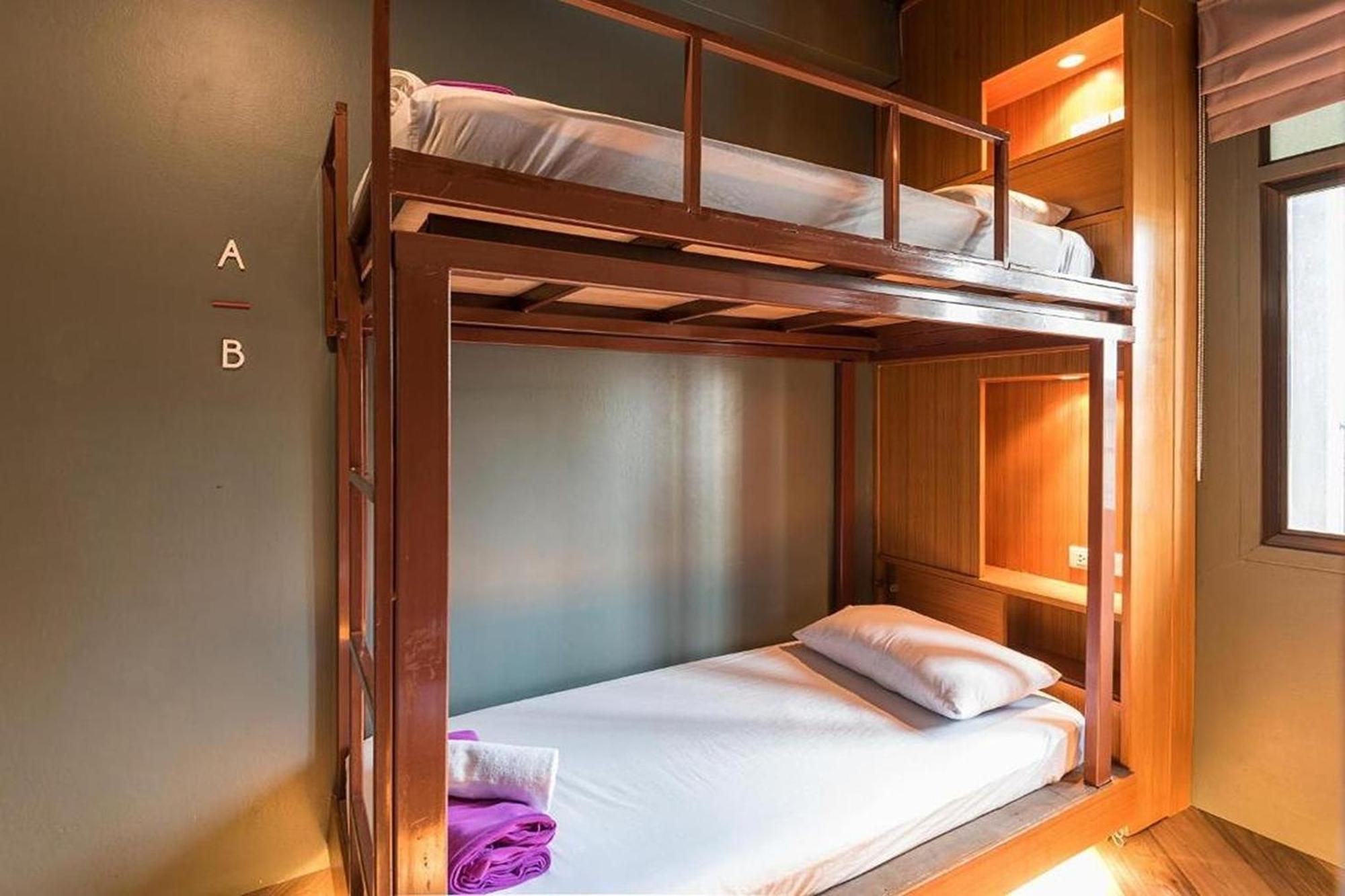Loftel 22 Hostel Бангкок Екстер'єр фото