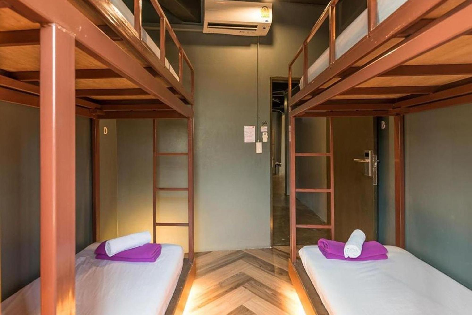 Loftel 22 Hostel Бангкок Екстер'єр фото